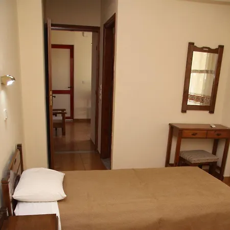 Stam & John Aparthotel 2*