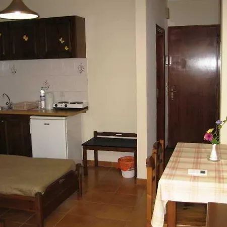 Aparthotel Stam & John 2*