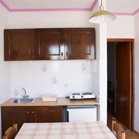 Aparthotel Stam & John 2*