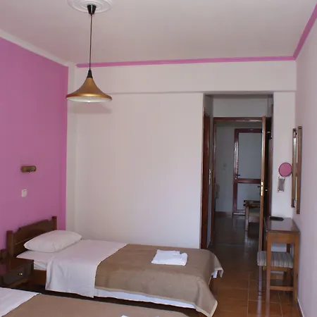 Stam & John Aparthotel 2*
