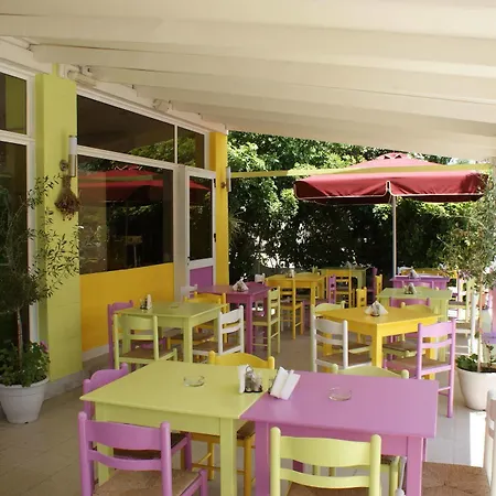 Stam & John 2* İstanköy